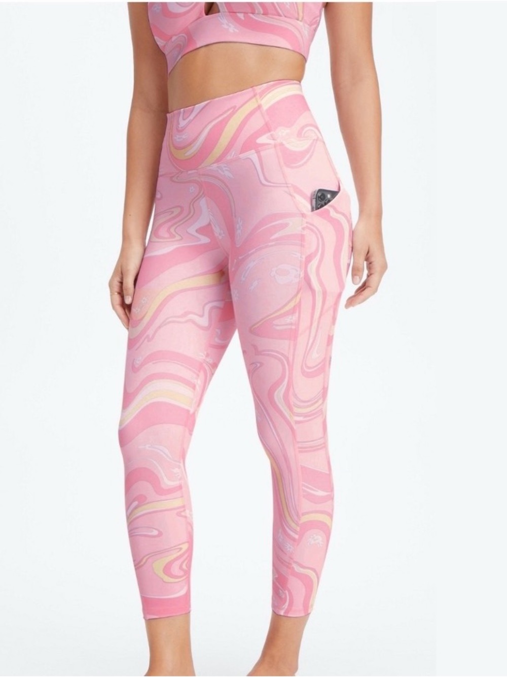 Fabletics Oasis PureLuxe High-Waisted Capris Workout Leggings Women’s Size Large